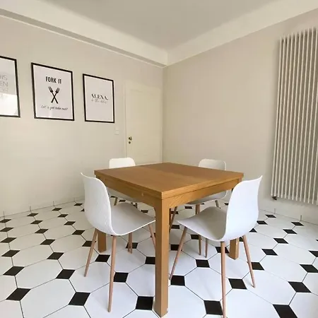 Apartment Flat In The Heart Of The *