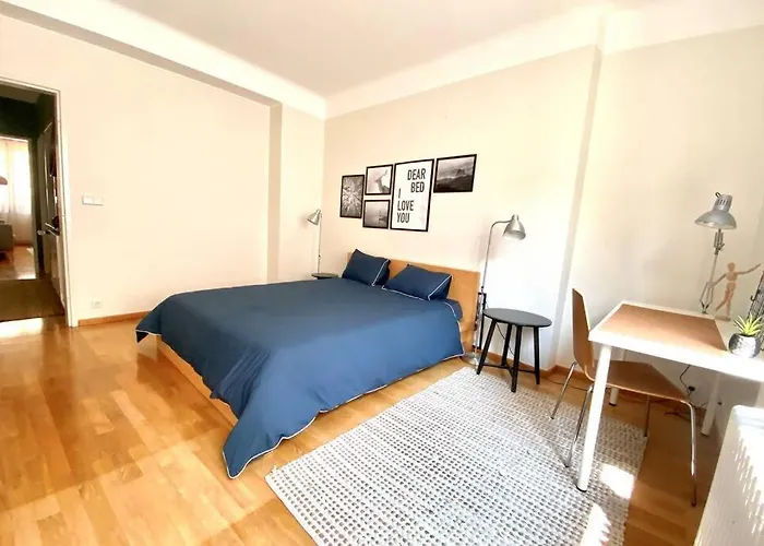 شقة Flat In The Heart Of The *